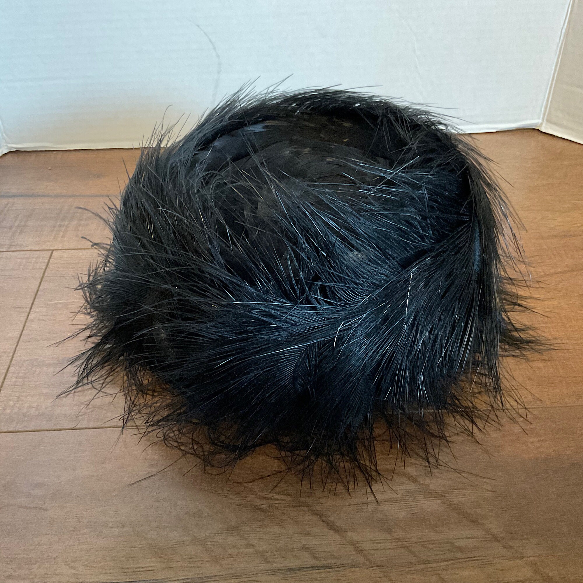 H.C. Prange Co. Feather Hat, purple,  aqua, blue, union made Vintage Cobalt Blue Feather Pillbox Hat USA Union Made  main image 2