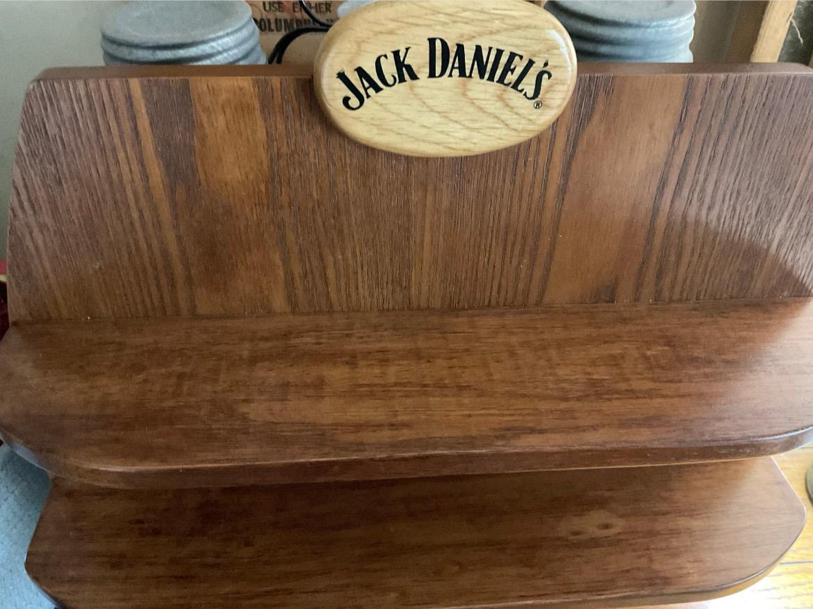 Jack Daniel's グラスセット 木製ディスプレイ棚付き