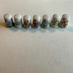 Lot of 7 Ceramic Flower Collectable Thimbles
