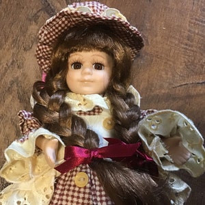 Vintage Geppeddo Doll 10”