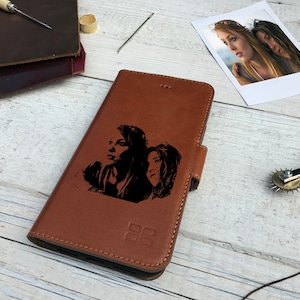 Conhaque rústico personalizado iPhone Xs Max, capa tipo carteira para iPhone, compartimento para cartão, estante, gravura personalizada