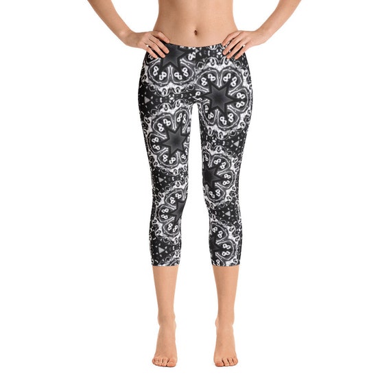 Stylish Women's Leggings - Classic Black & White Pattern - Summer Festival Capri Pants - Simple Cropped Workout Tights - Yoga, Exercise Gear
