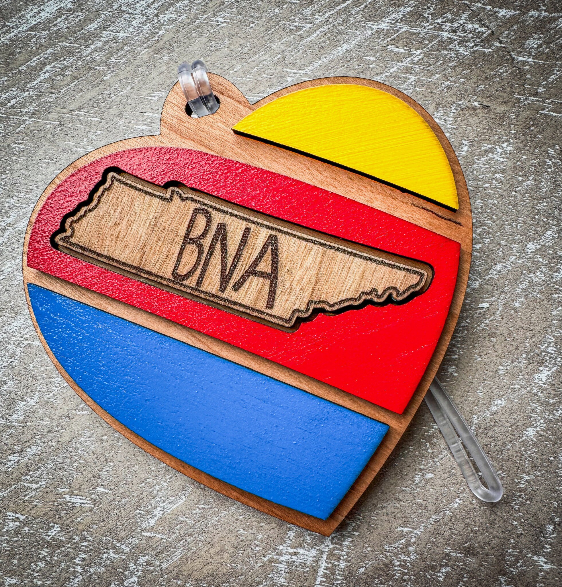 State themed airline inspired engraved luggage tag for travel