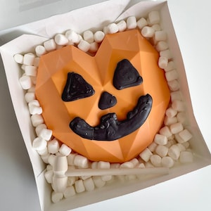 Halloween Treats/Halloween Breakable Chocolate Heart/Smash Cake Gift/Pinata Gift with Hammer/ Oreo/Mummy Monster/ Rice Krispie Treat/Candy