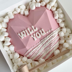 Bridesmaid Proposal / Breakable Chocolate Heart / Flower Girl Gift / Smash Heart  / Smashable Gift with Hammer / Bridal Box / Maid of Honor