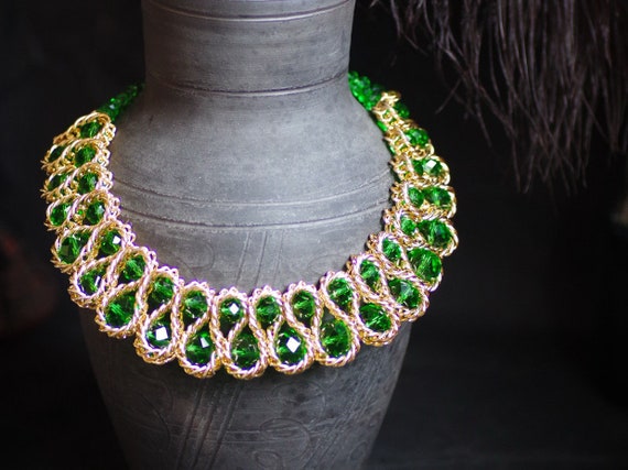 Green bib necklace deals
