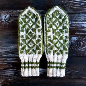 Scandinavian Mittens, Knitted Mittens, Wool Mittens, Norwegian Mittens, Fair Isle Mittens, Handmade Mittens, soft wool, selbu mittens
