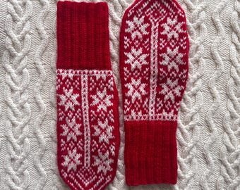 Hand Knitted Wool Mittens: Scandinavian Selbu Fair Isle Design