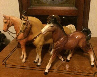 Vintage '50s Plastic Horse Figurines
