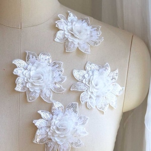 Dentelle florale pailletée 3D argent blanc, dentelle pour une seule fleur, costume de danse appliqué en dentelle florale, bandeau, jarretière, fleur de poignet A153-J