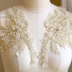CHAMPAGNE CLAIR Paire d'appliqués 3D crème vanille, perles de dentelle pour costume de danse lyrique, robe de bal, robe de bal, ballet A259-A