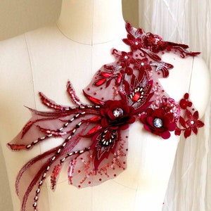 Aplique de renda BURGUNDY 3D Bouquet, contas de cristal com grandes strass costurados à mão e lantejoulas para traje de dança, vestido formal A253-G
