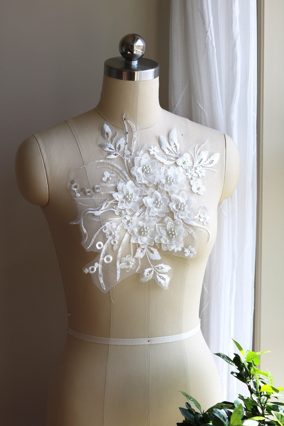 IVOIRE CLAIR Applique de dentelle pour costume 3D avec perles et