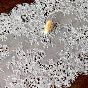 3 Yard LIGHT IVORY Chantilly Eyelash Lace Trim, Soft French Lace for Wedding Gown, Bridal Veil, Garter, Lingerie, Nighty, Table Cloth F014-A