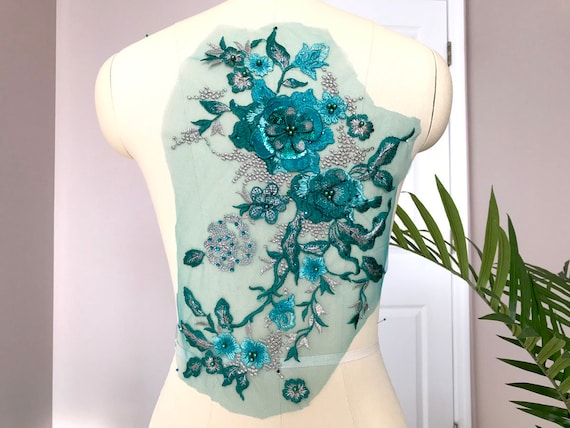 Silver Lace Flowers Appliques Sashes Homecoming Dress Silver Lace Flowers Appliques Sashes Homecoming Dress