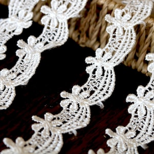 Finiture in pizzo veneziano BIANCO, pizzo girocollo da 0,5", finiture in pizzo ondulato per la creazione di gioielli, federa, confezione regalo, giarrettiera, lingerie, velo da sposa T034-B