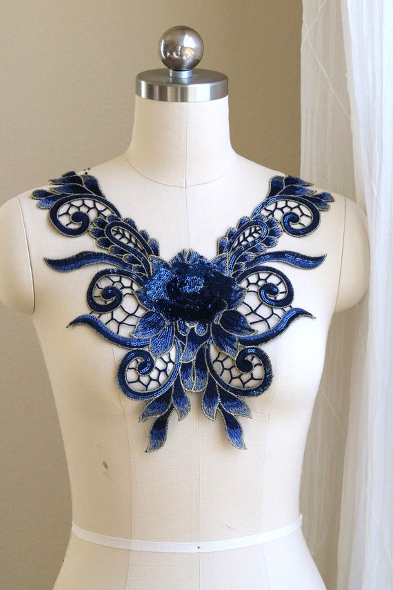 Robe De Mariée Élégante Avec Décolleté Et Appliques Florales 3D, Robe De Mariée À Manches Longues, Robe De Mariée De Plage De Taille Plus Sur Mesure, Tulle, Train De Balayage, Ivoire Du