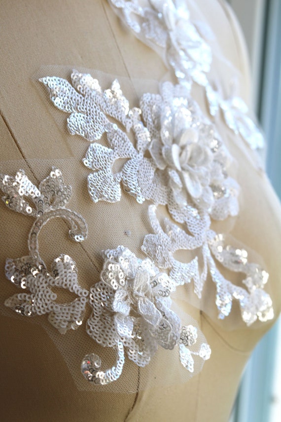 Silver Lace Flowers Appliques Sashes Homecoming Dress Silver Lace Flowers Appliques Sashes Homecoming Dress