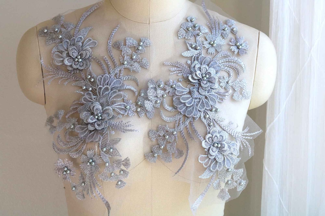 C1a Silver Lace Applique Dress With Rhinestone Belt - Tulle Formal Gown Size S