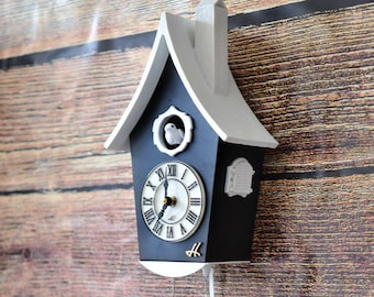 Cuckoo clock,wall clock,modern cuckoo clock,black clock,white clock,bird house,christmas gift,coucou clock