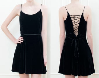 90s black velvet lace up corset back mini slip dress | minimalist 90s prom dress