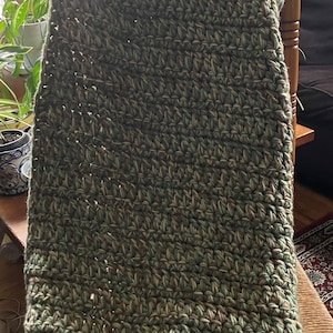 Handgemachte Crotched Decke Erdtöne (Beige, Grün, Braun)