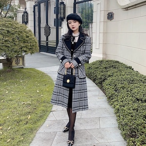 Mr. Water New York Classic Black and White Plaid Wool Coat. Retro Feeling Women's Wool Coat