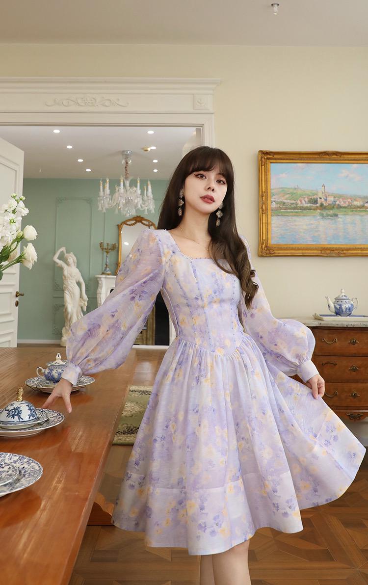 TreatÜrself special Vintage dress Treat Treat ürself Floral TreatÜrself special Vintage dress Treat Treat ürself Floral