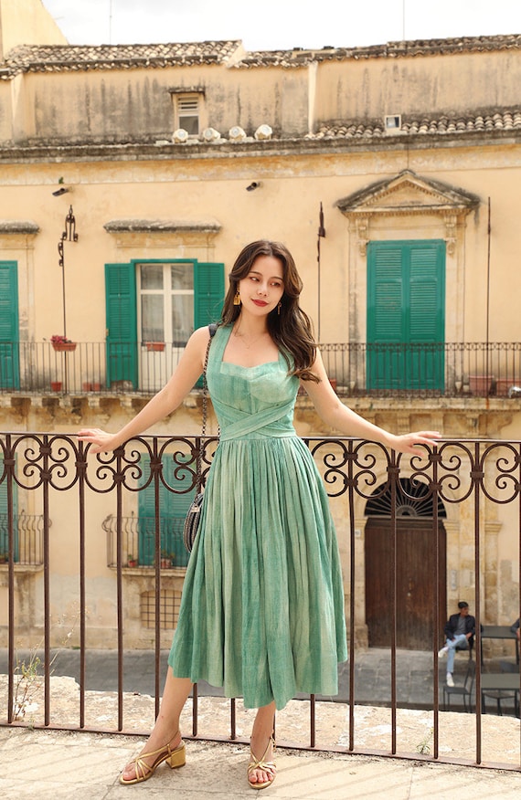 Vintage-Inspired Green Tie-Dye Dress - Tencel Linen Blend, Soft & Luxurious Natural Fabric Vintage-Inspired Green Tie-Dye Dress - Tencel Linen Blend, Soft & Luxurious Natural Fabric