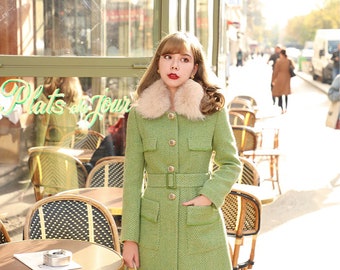 Mr. Water Women's Winter Coat, Retro Style Coat, 80% Wool. Green Color, Fur Collar, Removable. Wool Coat with Pockets, Belt