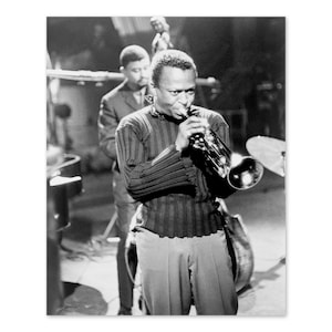 1960 Miles Davis Poster Photo - Jazz Musician Miles Davis Picture Wall Art Print - Vintage Photo of Miles Dewey Davis