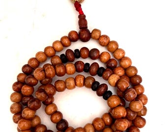 Old and used Yak Bone Tibetan Prayer Beads: With Guru bead Mala, Nepal
