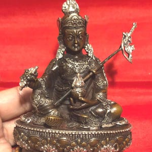 Guru Rinpoche, Lotus borne Buddha. For  Healing and protections.