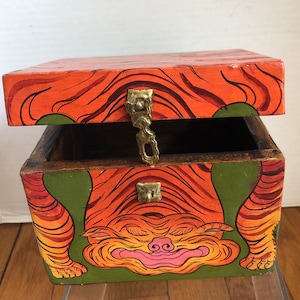 Handmade wooden tiger design chest box