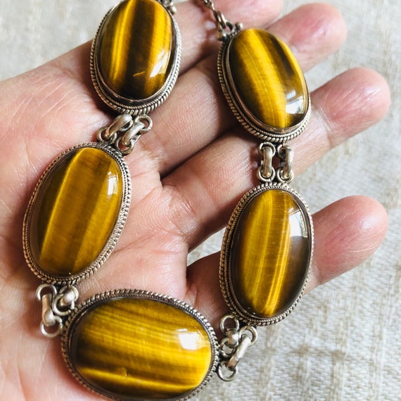 Large and Beautiful Tiger eye and silver necklace - image 2