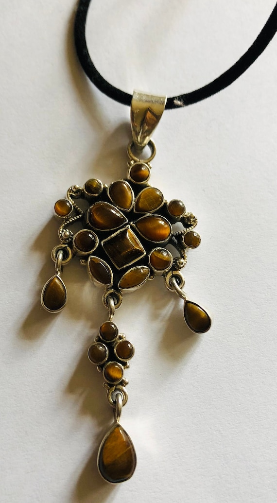 Stunning 21 pieces of  tiger eye and handmade sil… - image 1