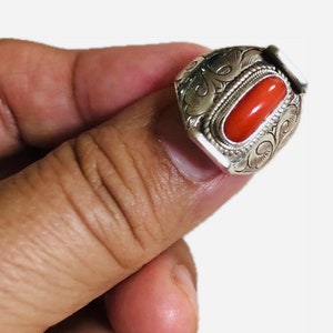 Tibetan old coral and silver handmade saddle ring