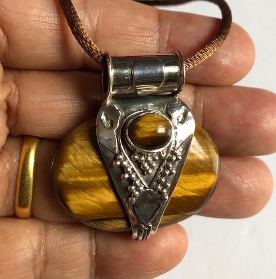 Unique and wonderful Tiger eye pendant