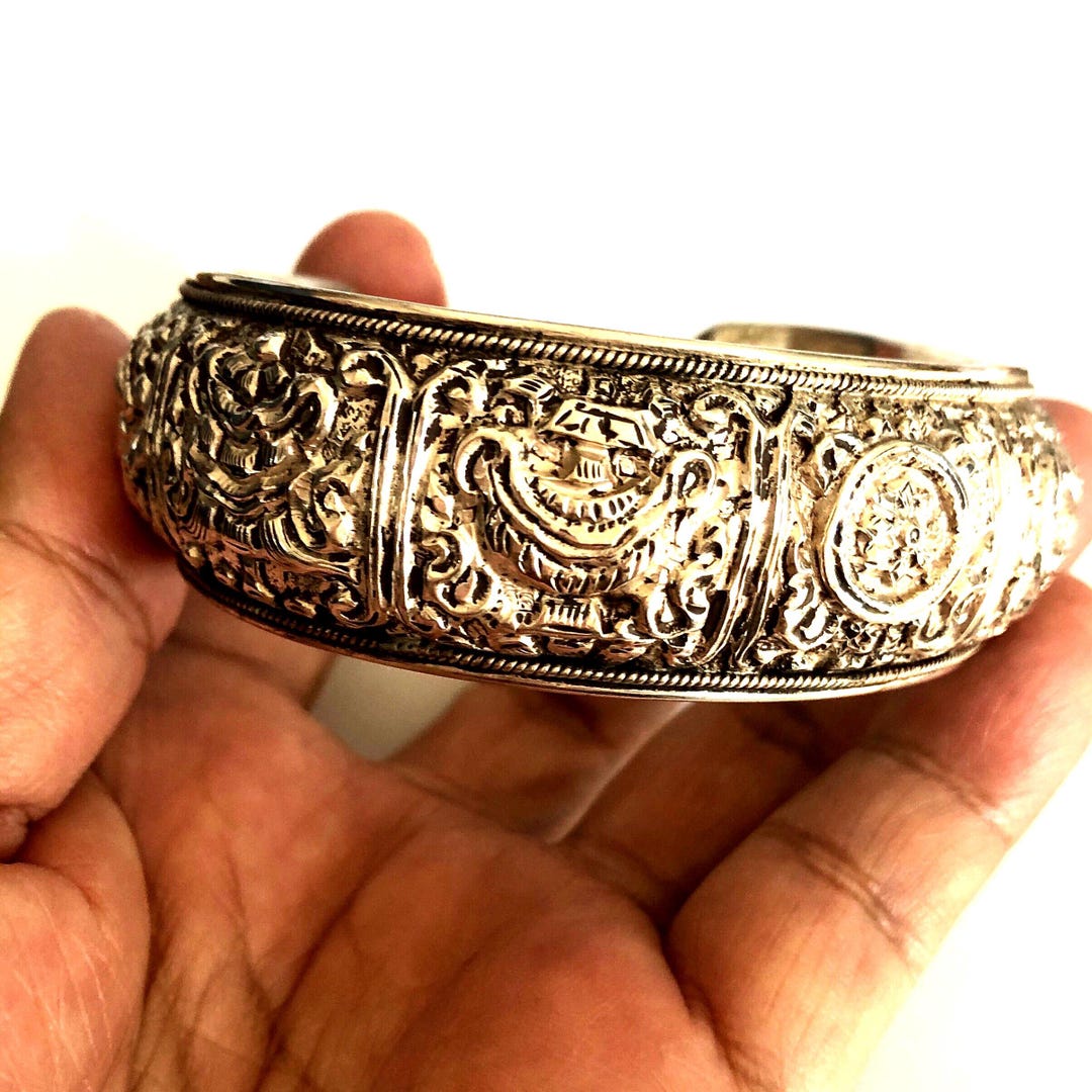 Silver Eight Old Pure Silver Eight Auspicious Symbol Bracelet, Handcrafted, Good ...