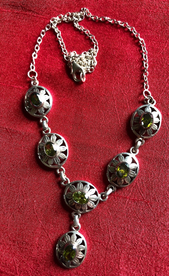 Beautiful silver and gemstones necklaces - image 7