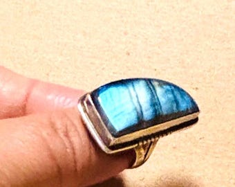 Handmade natural Labradorite 9.25  Silver Ring