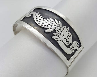Mexican Vintage 925 Sterling Silver Dragon Design Hinged Bangle Bracelet
