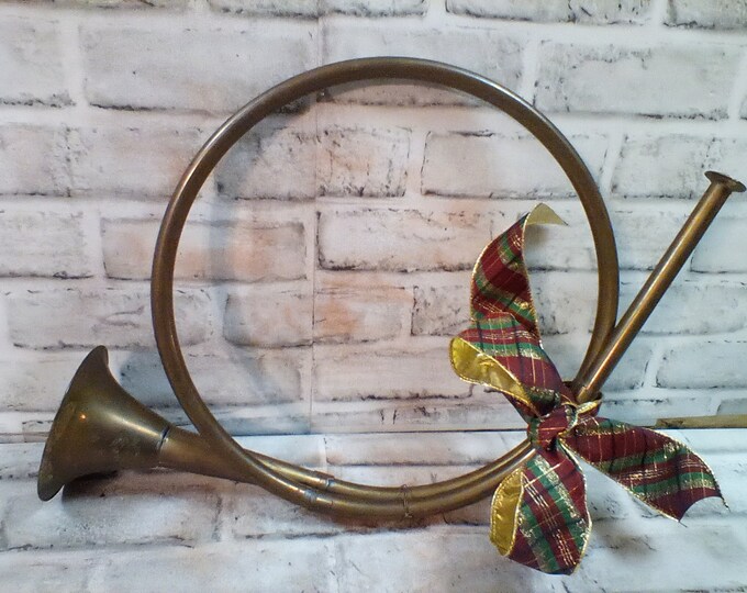 Vintage Brass Horn Made in India in the 40s or Earlier, Heavy Brass 19