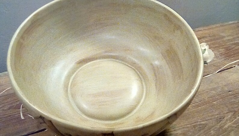 9 X 9 X 4 Inch Bowl Grapevine Pattern Vintage Mara Pottery Mara Grimaldi Beige With Darker Vines and Grapes Stoneware Made in Mexico