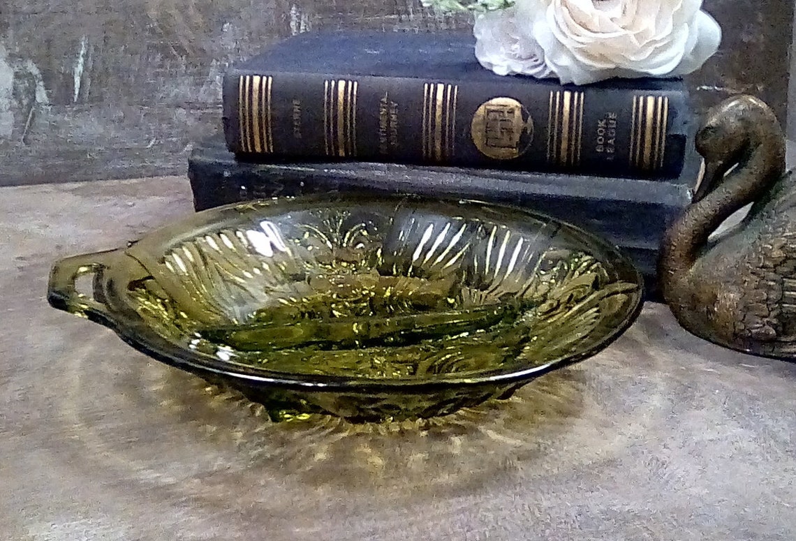 Vintage Green Relish Dish Pressed Glass Divided Dish 7 Etsy