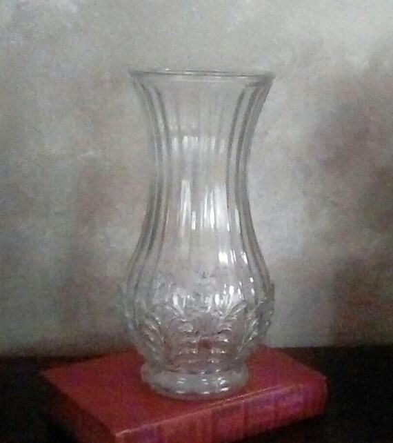 Vintage Vase Glass Tall Vase With Leaf Bottom Band 1980s Etsy