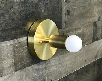 Toska Modern Single Bulb Mid Century Industrial Vanity Sconce