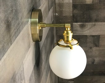 Ambedo Single Bulb 6in Globe Vanity Century Industrial Sconce