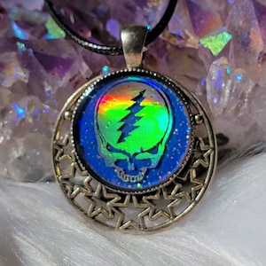 Grateful Dead Mood Pendants, Color Changing,Holographic, The Dead, Steal Your Face, Stealie, Necklace, Jewelry, Dancing Bear, Jerry Garcia