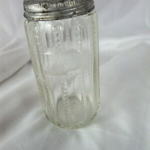 Vintage Hoosier Sellers Vertical Beaded Rib Spice Jar Bottle with Metal Lid